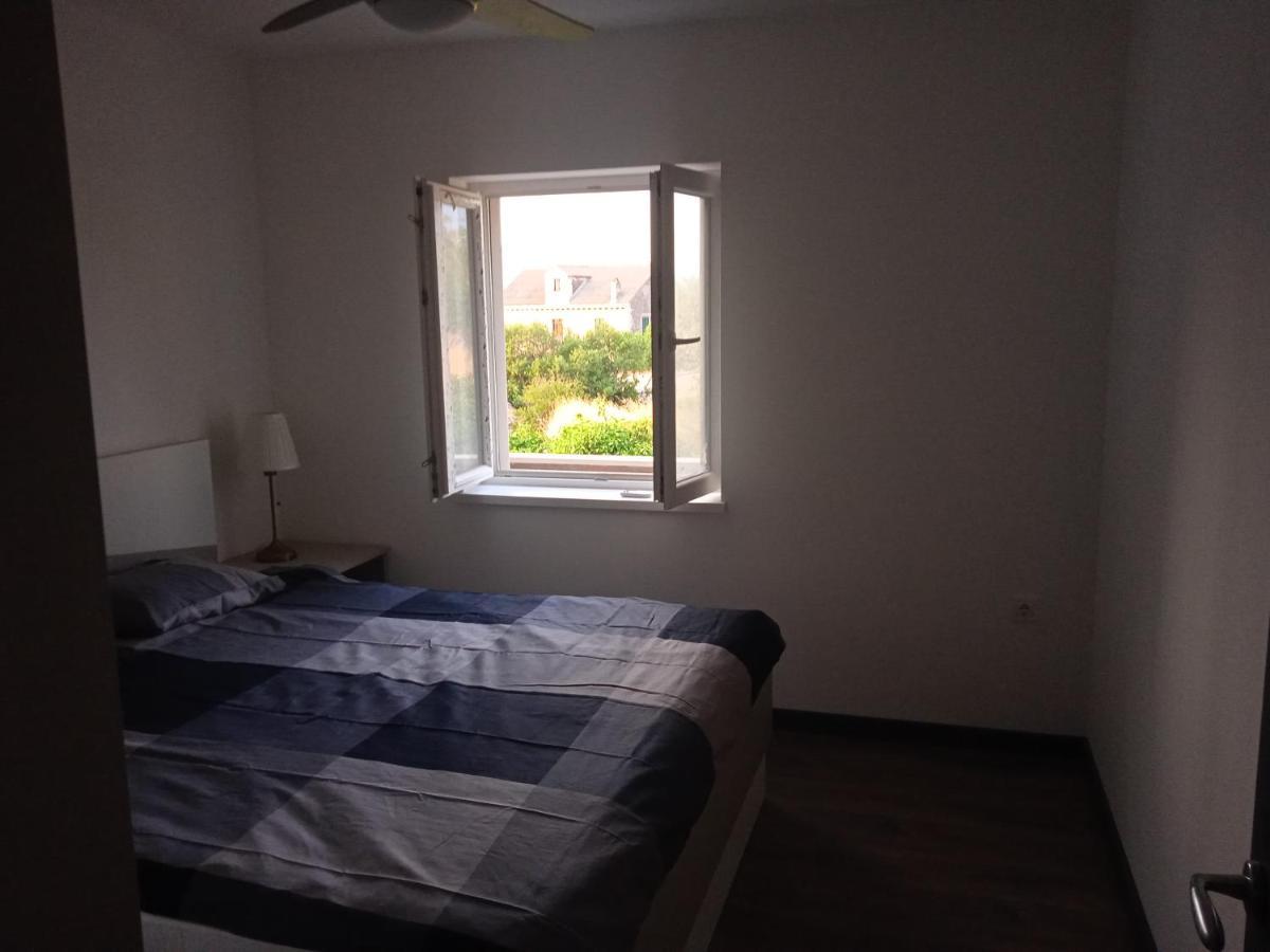 Anton Apartment Povlja  Bagian luar foto