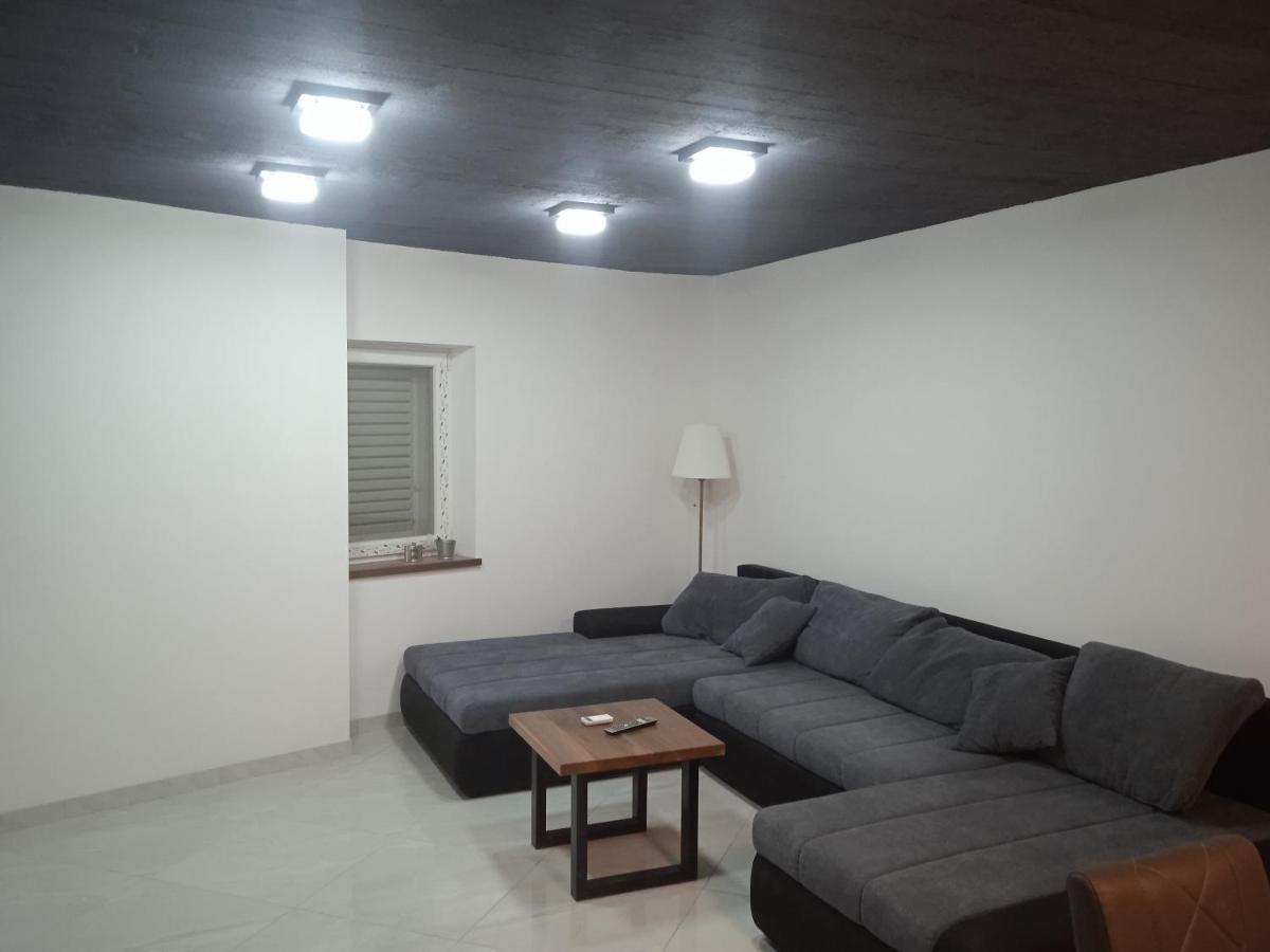 Anton Apartment Povlja  Bagian luar foto