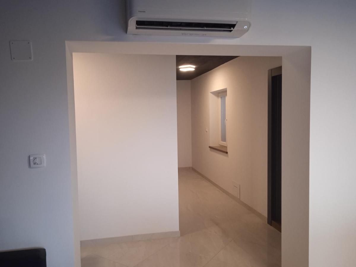 Anton Apartment Povlja  Bagian luar foto