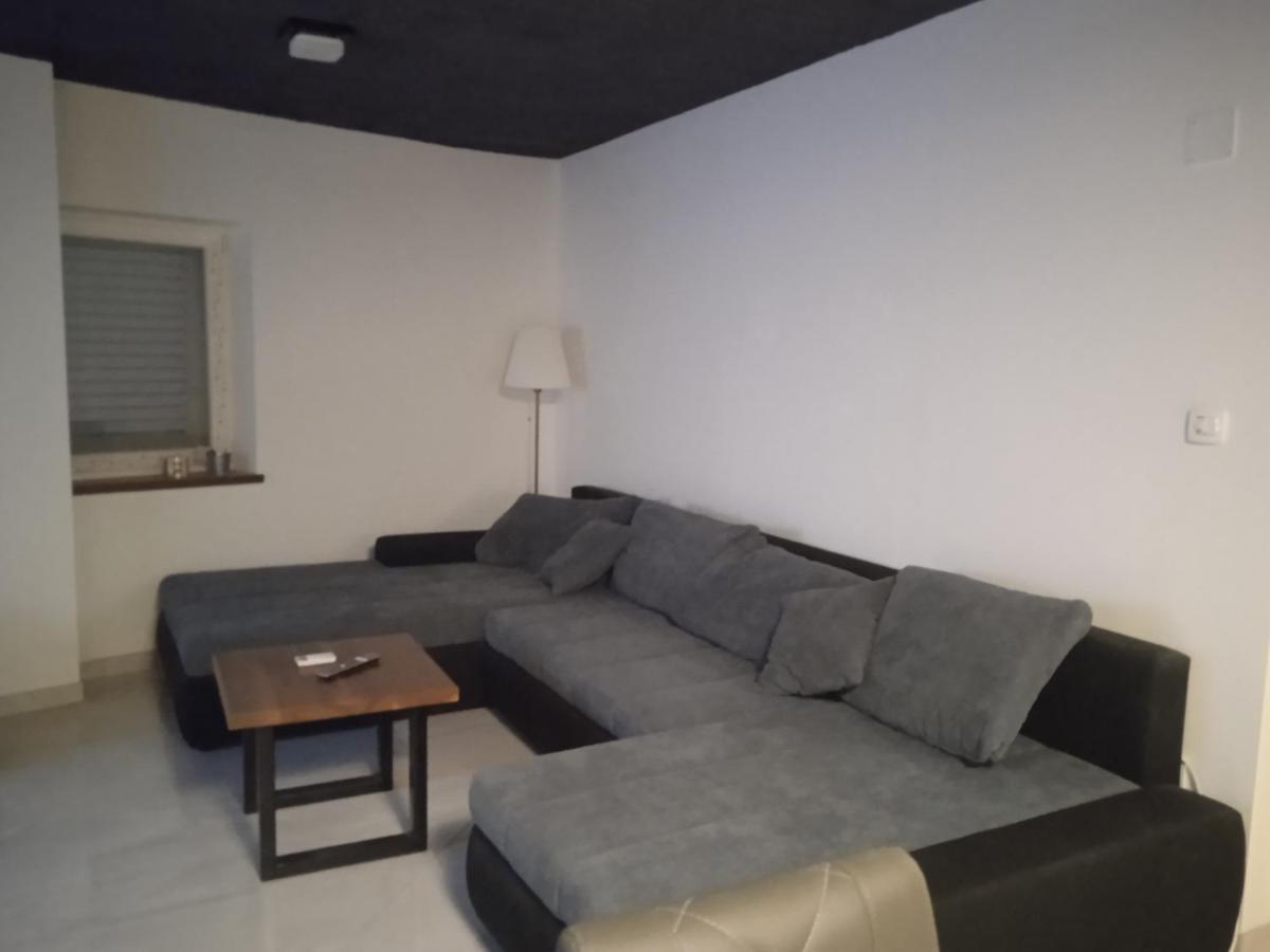 Anton Apartment Povlja  Bagian luar foto