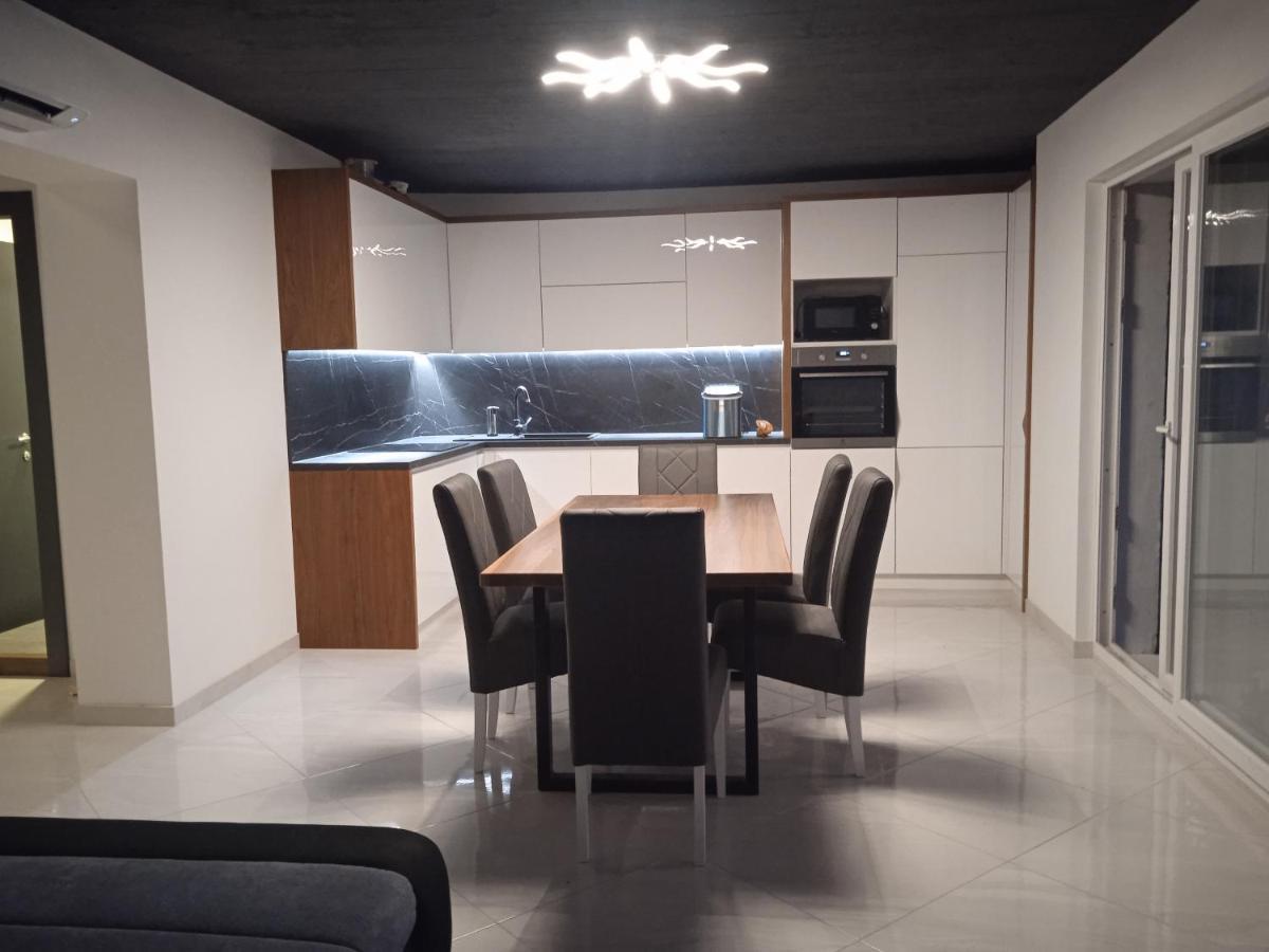 Anton Apartment Povlja  Bagian luar foto